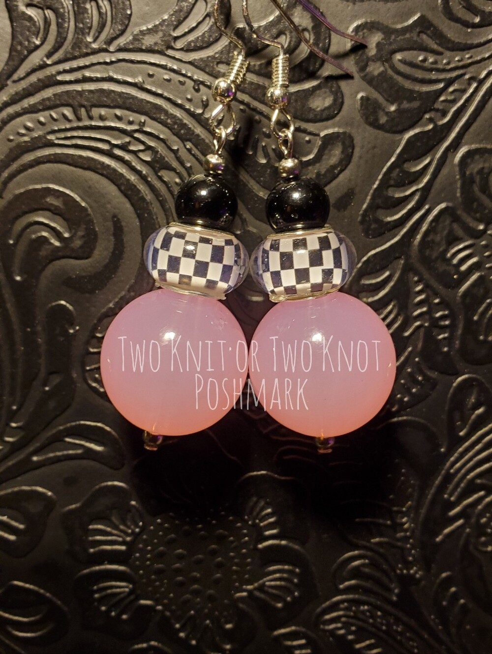 ⭐️ HANDMADE CHUNKY 20MM RETRO CHECKERED STATEMENT EARRINGS - LIGHT PINK
